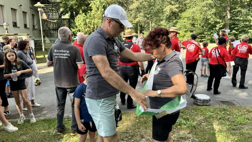 75b4e43c 4019 49d1 8cc2 ac94ddc24ff6 1 105 c